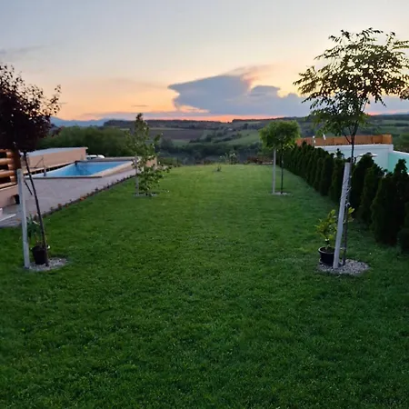 Brvnara Luni Дом отдыха *