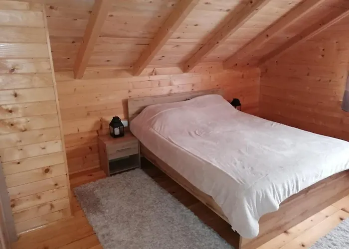 펜션 Brvnara Luni 쿠르셰바츠